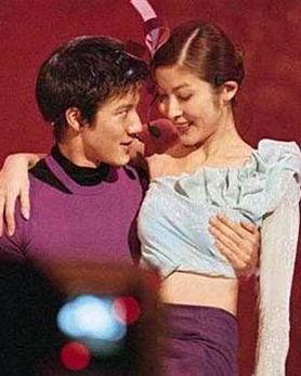 明星被咸猪手,明星遭遇不雅侵犯，社会关注女性权益