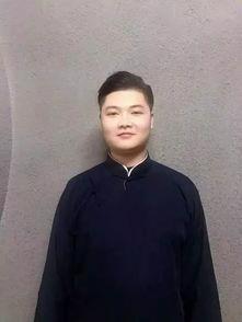 相声演员程磊,笑谈人生，演绎幽默人生智慧